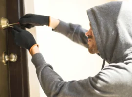 CÓMO MANTENER SEGURA TU CASA