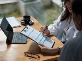 Seguro de vida con ahorro vs. plan de retiro: ¿qué conviene más?